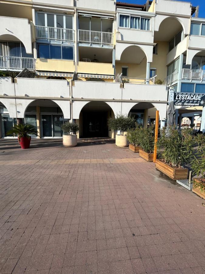 Grand T2 Proche De La Mer Sete Luaran gambar