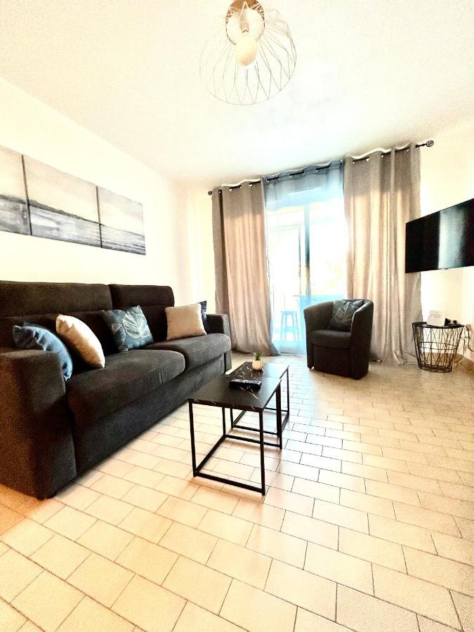 Grand T2 Proche De La Mer Sete Luaran gambar