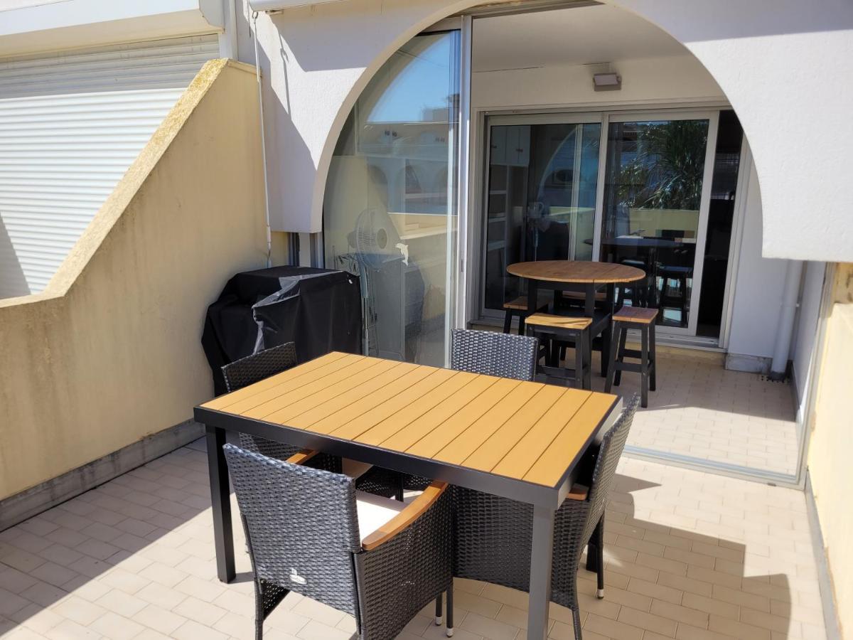 Grand T2 Proche De La Mer Sete Luaran gambar